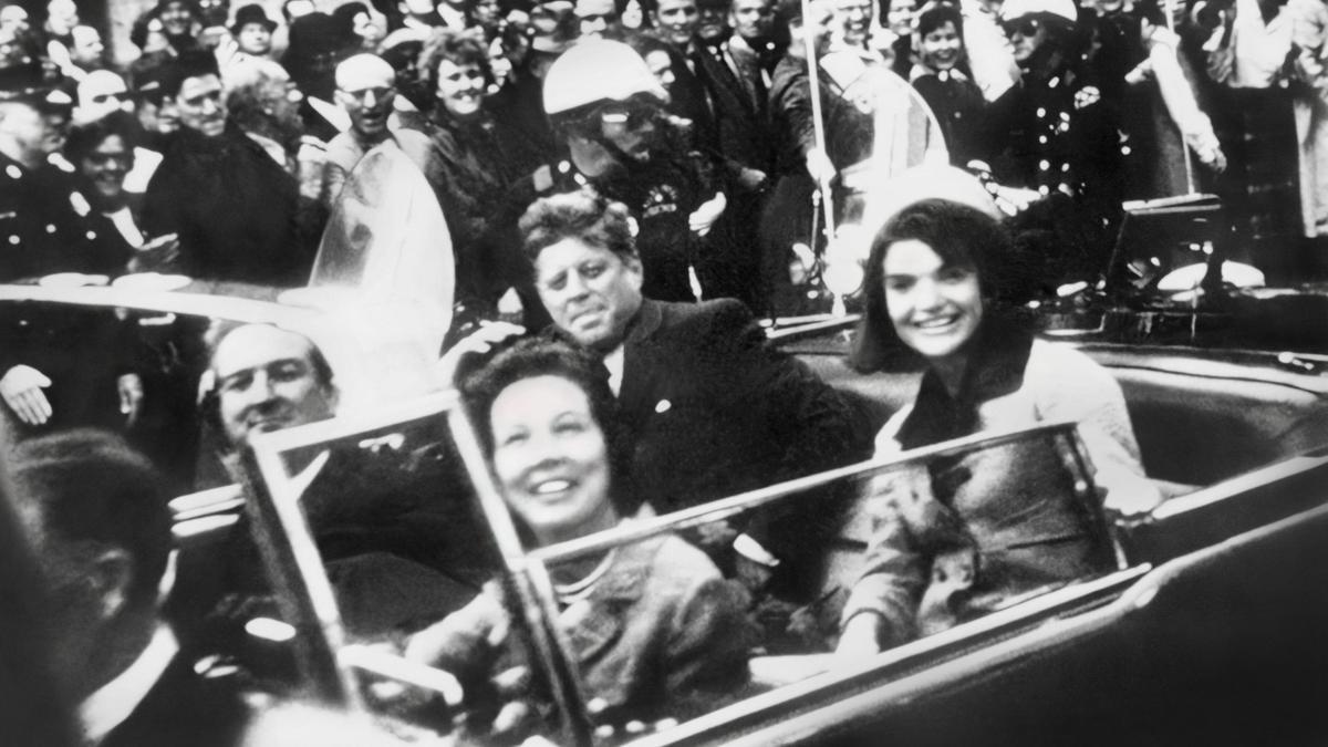 Trump kararname imzalamıştı: Kennedy suikastı dosyaları ortaya çıktı! ‘2 bin 400 kaydı keşfetti’ iddiası…
