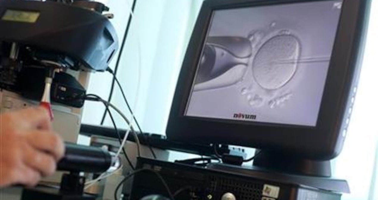 Benzersiz skandal! Bebek merkezinde embriyolar karıştı, kadın kan bağı olmayan bebeği doğurdu